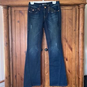 Sneak Peek low rise, wide legs Jean dark color